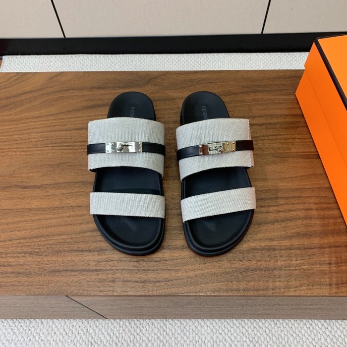 Шлепанцы женские Giulia