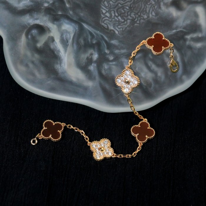 A bracelet фото 13
