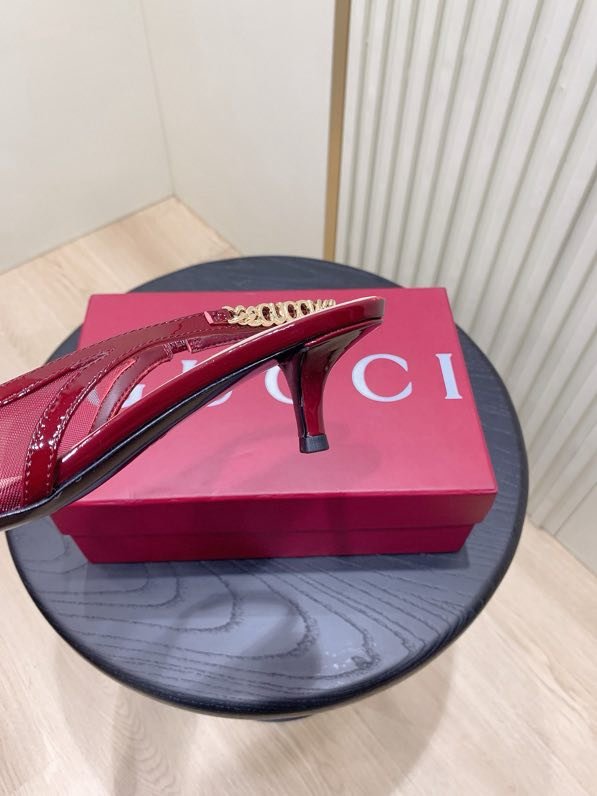 Босоніжки фото 3