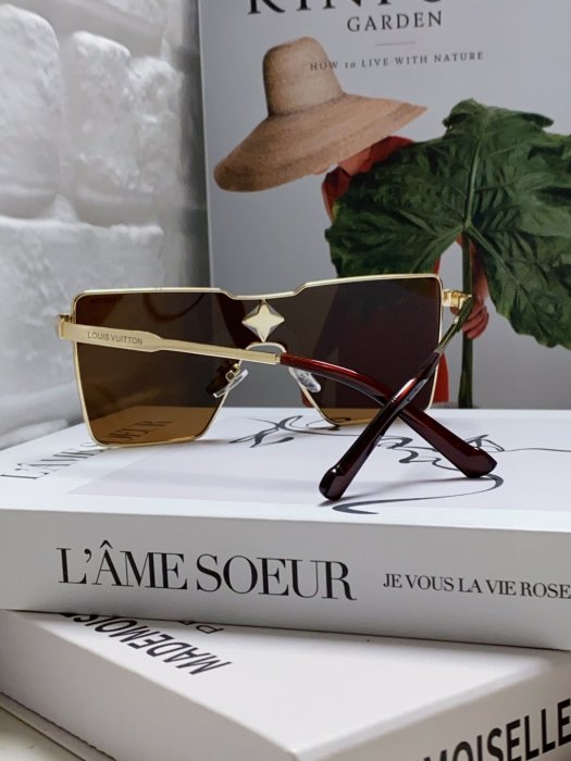 Очки солнцезащитные Z1700U фото 3