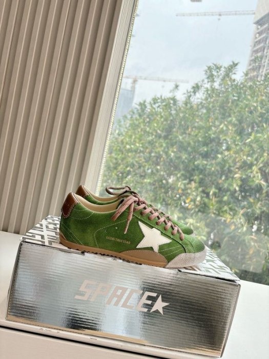 Кроссовки Golden Goose фото 6