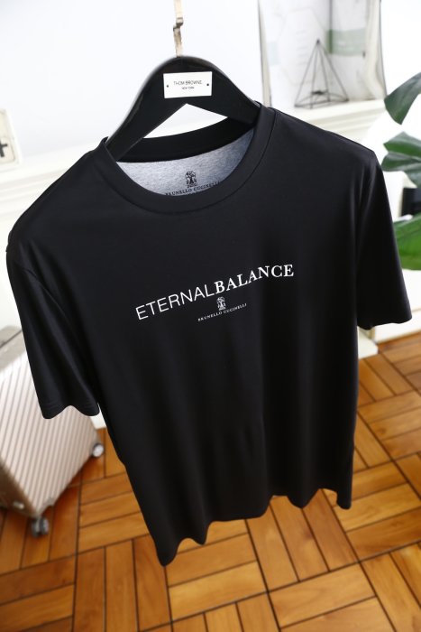 T-shirt men's фото 6