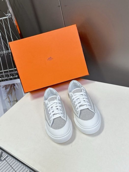 Кроссовки фото 5