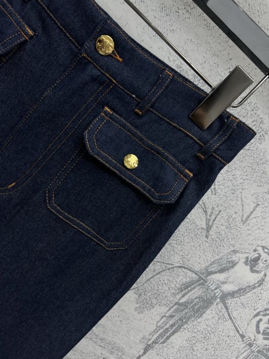 Джинсы женские фото 5