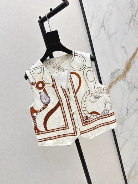 Costume female фото 3