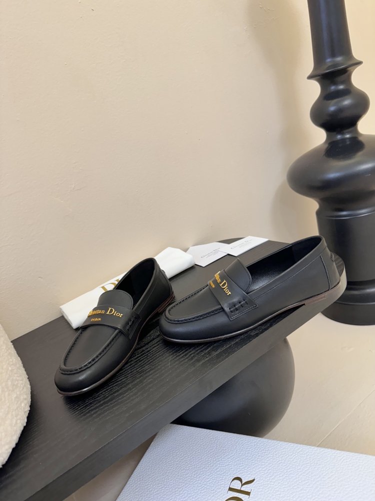 Лоферы женские фото 3