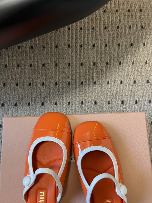 Босоножки фото 9