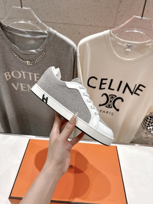 Кроссовки фото 5