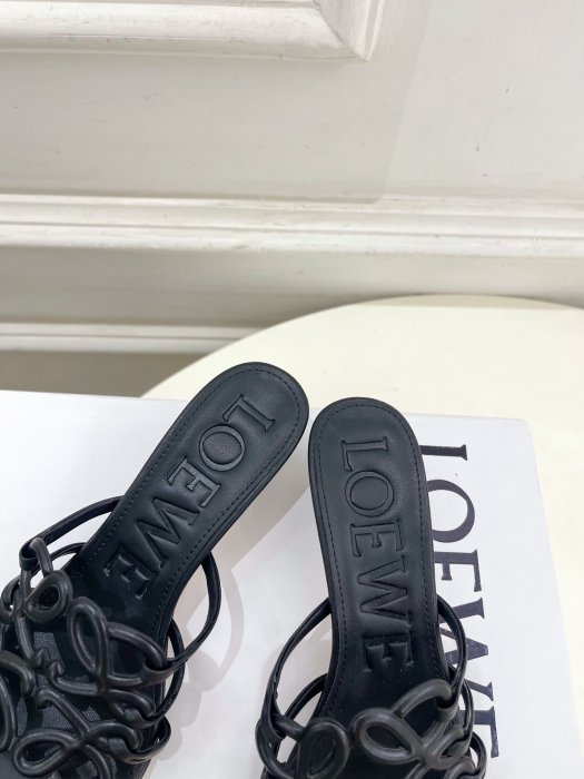 Босоножки фото 7