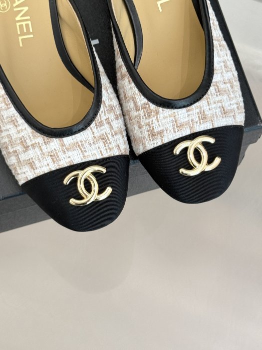 Босоножки фото 7