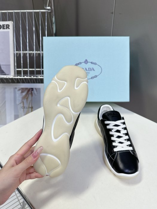 Кроссовки фото 9