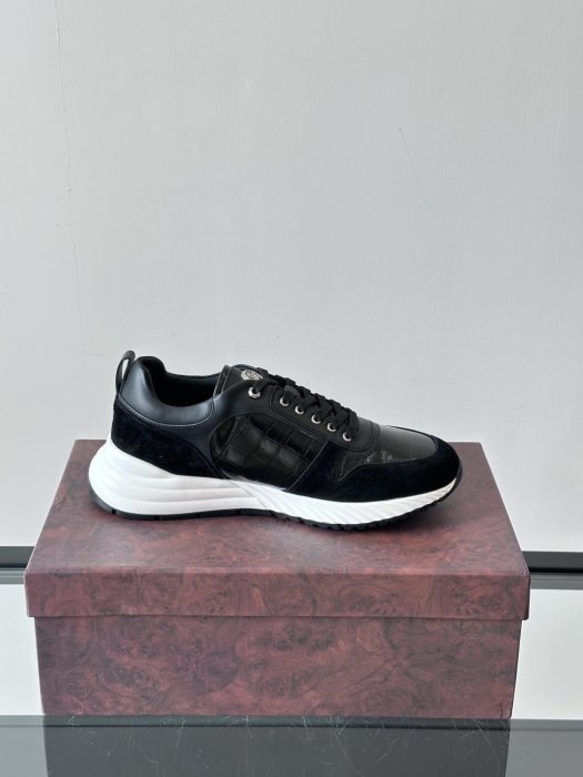 Кроссовки фото 7