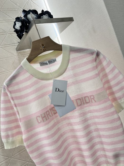 Футболка женская фото 3