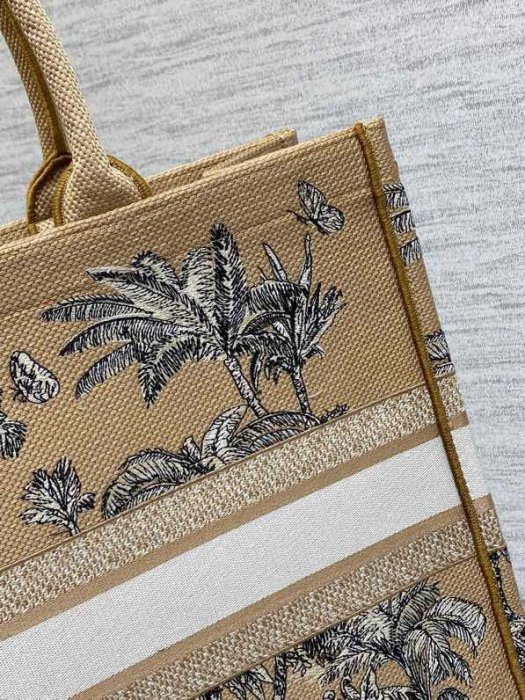 Сумка Book Tote 42 см фото 2