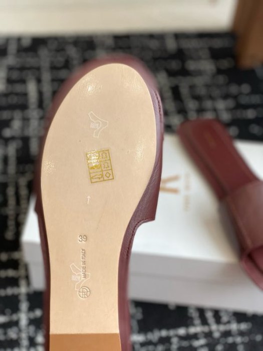 Шлепанцы фото 7