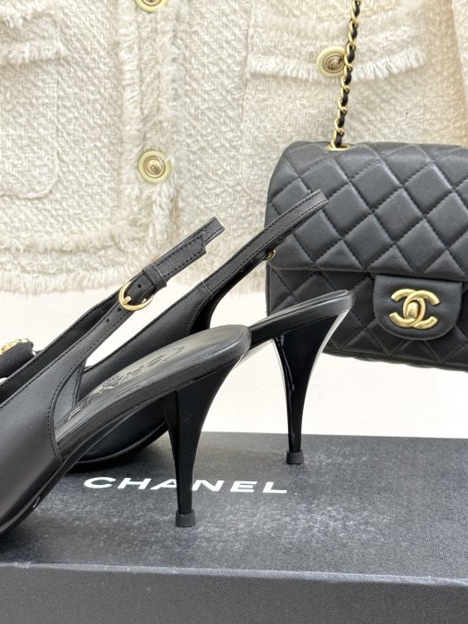 Босоножки фото 6