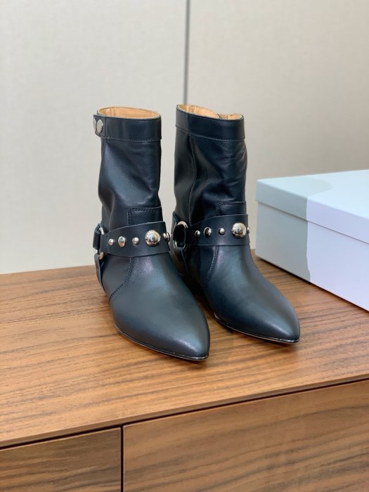 Boots leather women's