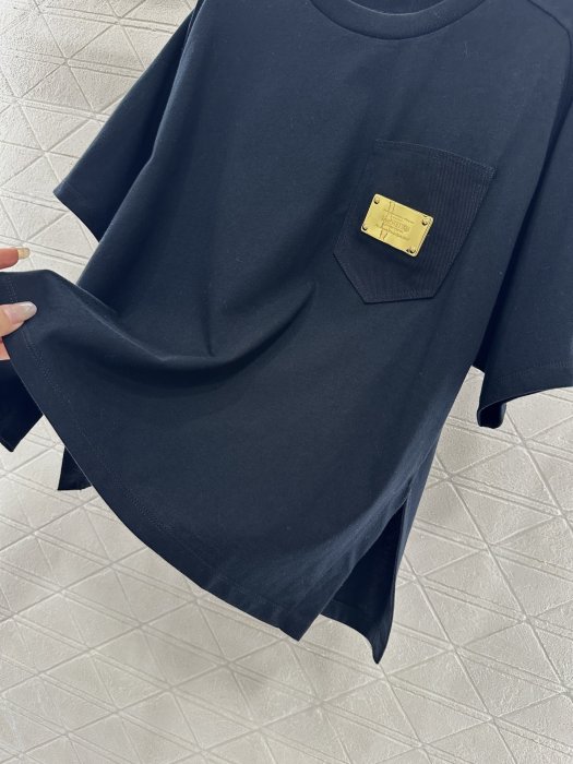 T-shirt women's фото 5