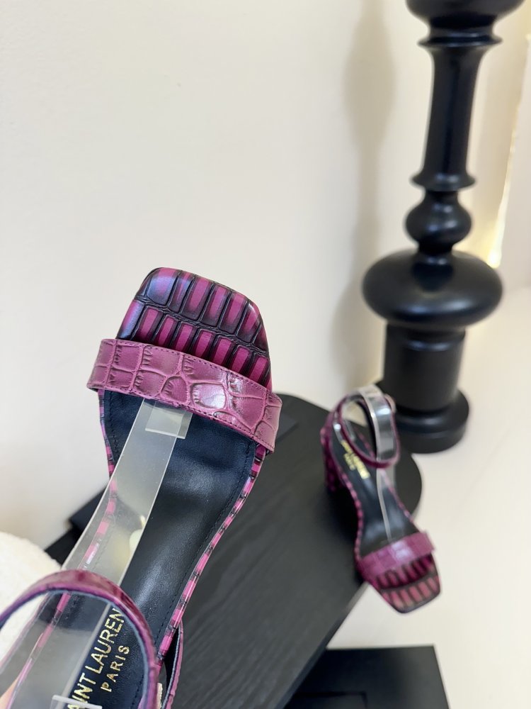 Босоніжки фото 6