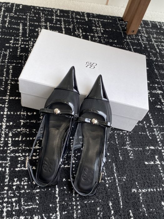 Босоножки фото 4