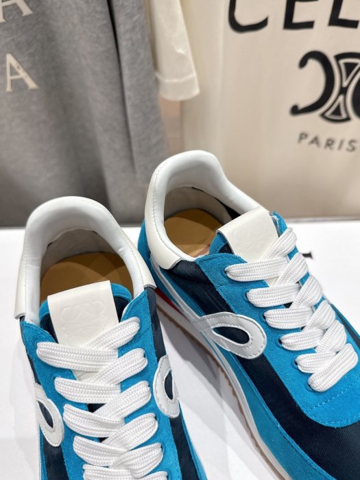 Кроссовки фото 6