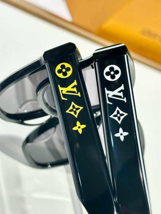 Очки солнцезащитные Z2645U фото 4