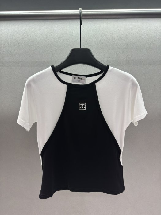 T-shirt women's фото 7