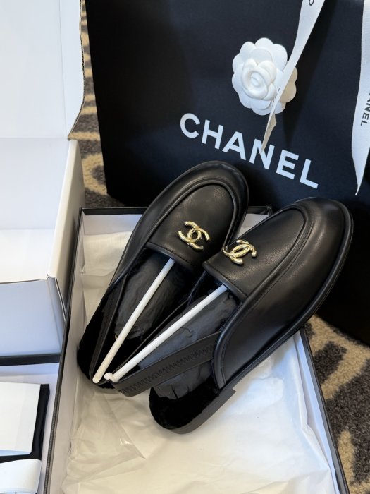 Туфли женские фото 3