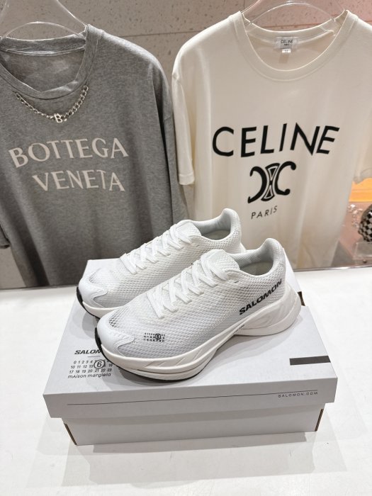 Кросівки фото 3