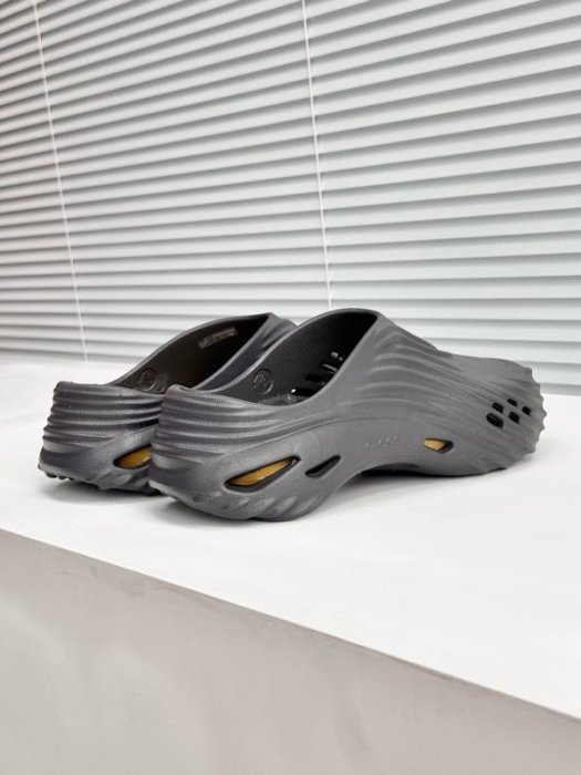 Шльопанці чоловічі фото 2