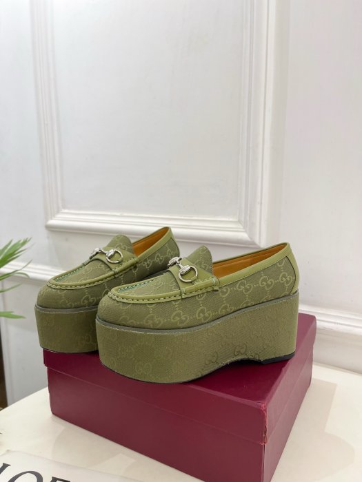 Туфли женские фото 3