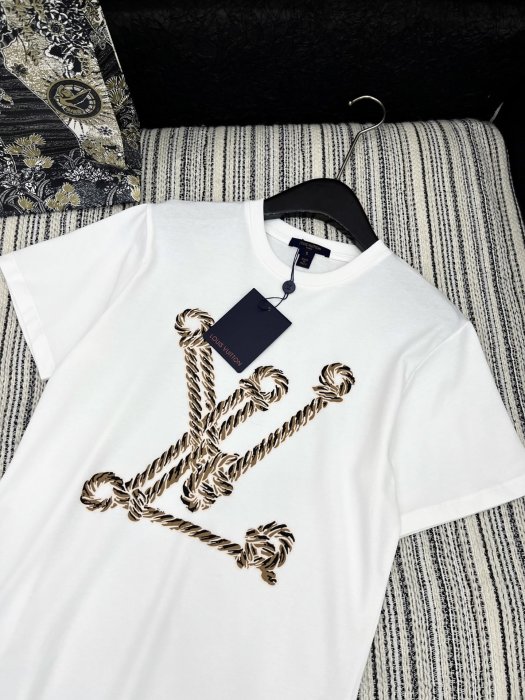 Футболка женская фото 2