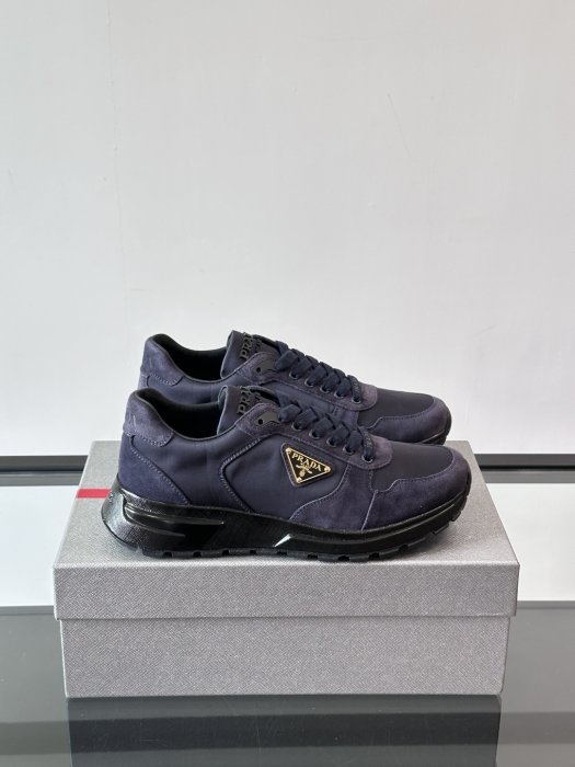 Кроссовки мужские