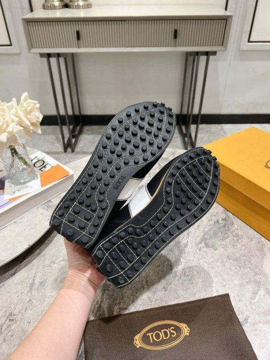 Кроссовки фото 2