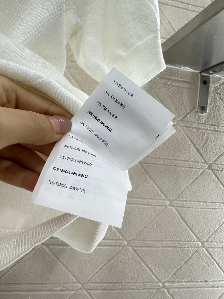 T-shirt women's фото 9