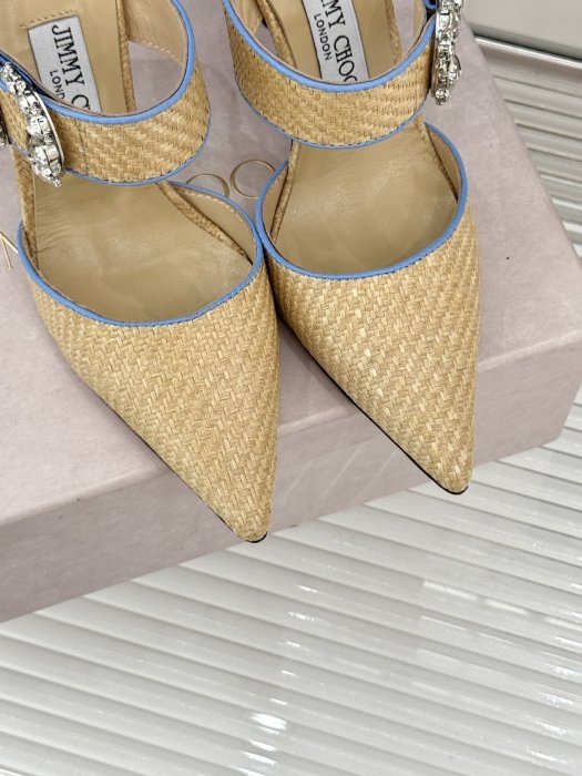 Босоножки фото 7