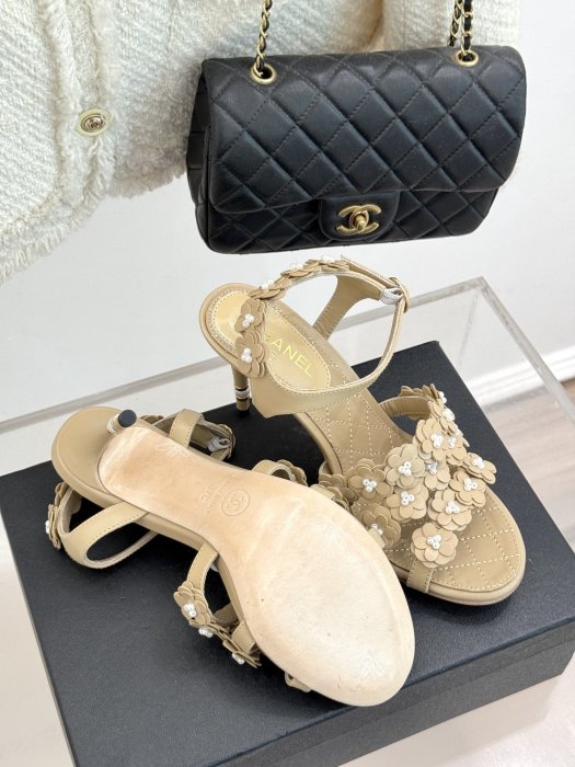 Босоножки фото 9