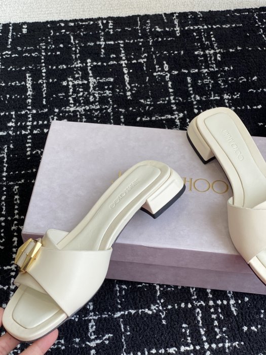 Босоножки фото 7