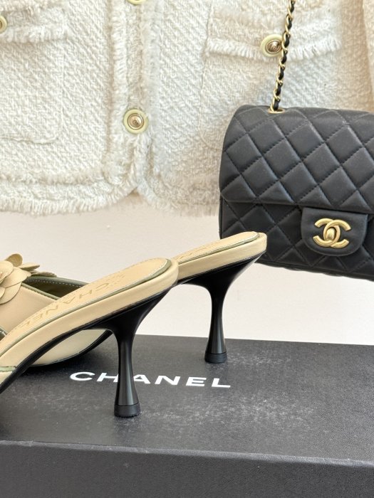 Босоножки фото 6