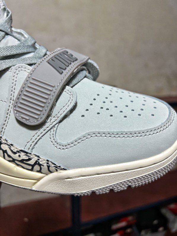 Кросівки Air Jordan Legacy 312 AV3922-002 фото 7