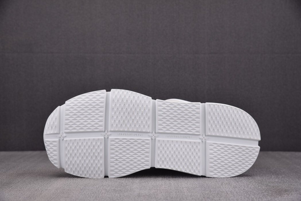 Кроссовки LOUIS VUITTON 2025 Classic White фото 4