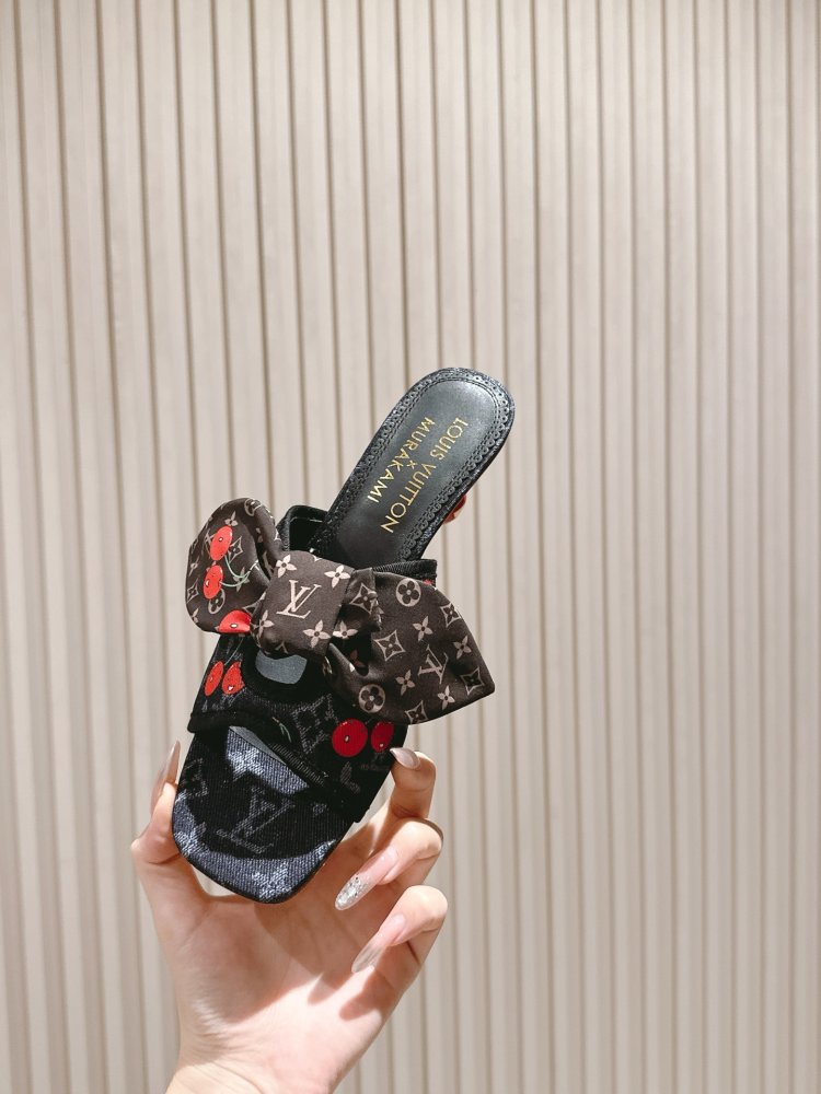 Босоніжки фото 8