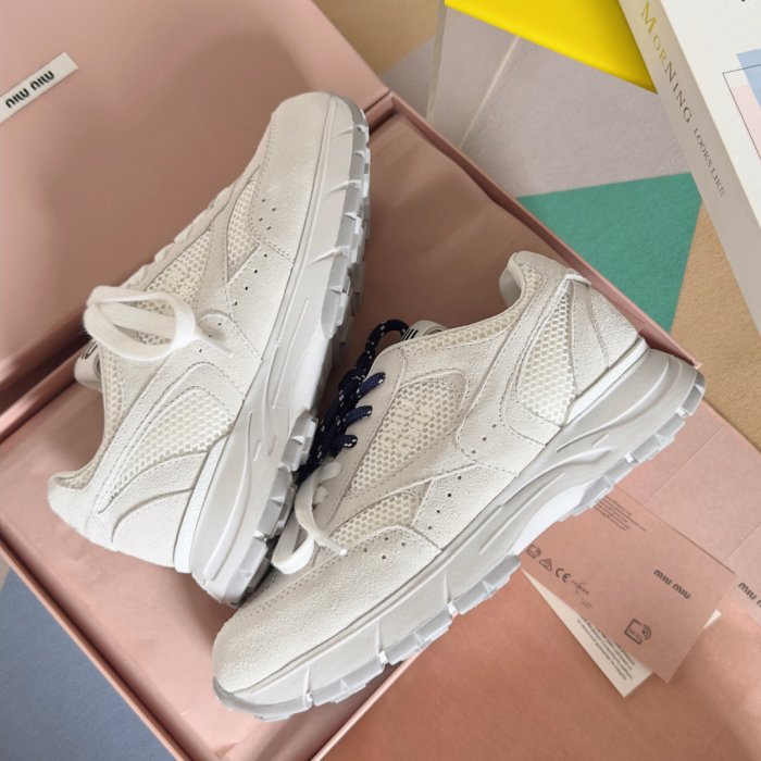 Кроссовки фото 6