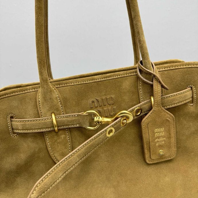 A bag leather women's 45 cm фото 6