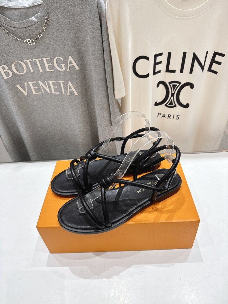 Сандалии женские фото 3