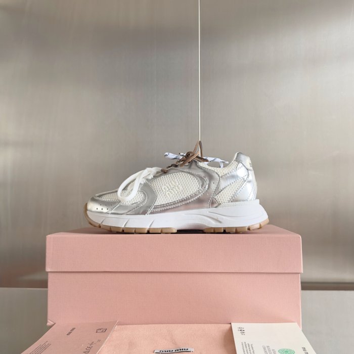 Кроссовки фото 5