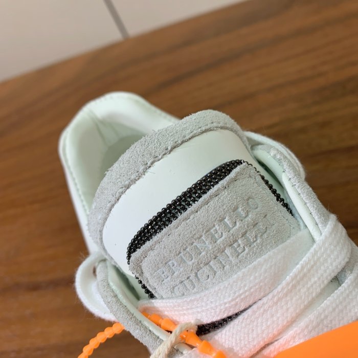 Кроссовки женские фото 9