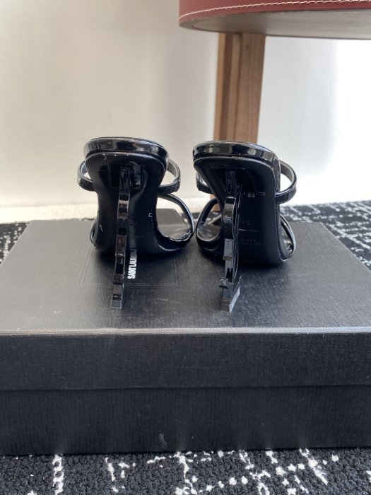 Босоножки фото 8