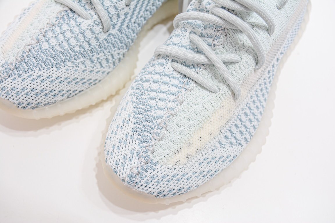 Кросівки Yeezy Boost 350 V2 Cloud White FW3043 фото 7