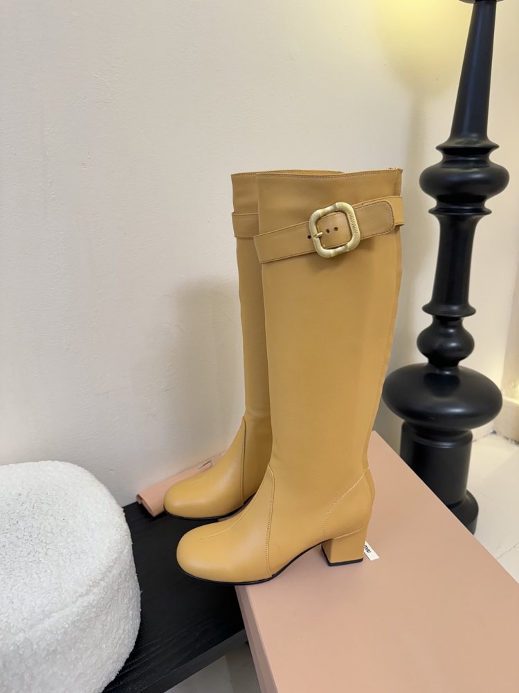 Чоботи жіночі фото 5